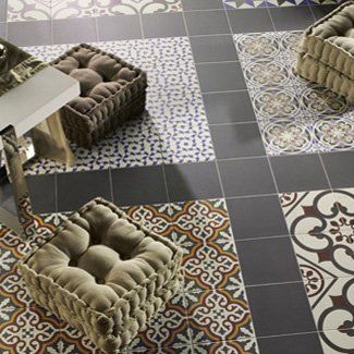 azulejos y pavimento en La Solana